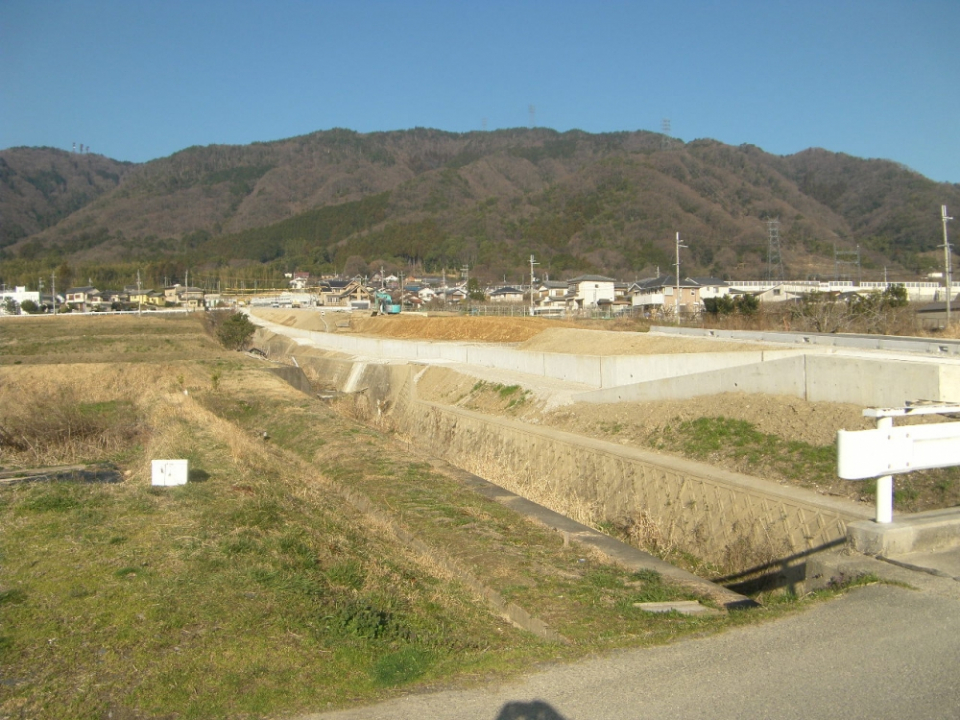 京都第二外環状道路北春日地区進入路整備工事　写真5