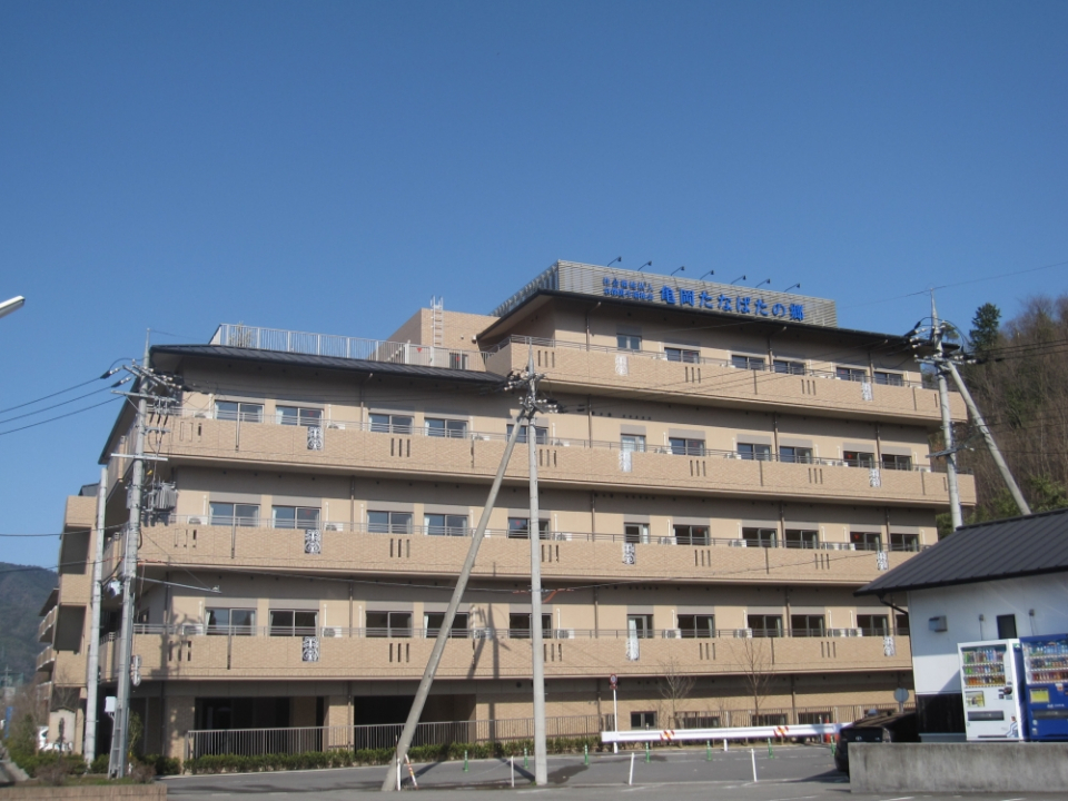 特別養護老人ホーム 亀岡たなばたの郷 すばる館 写真1