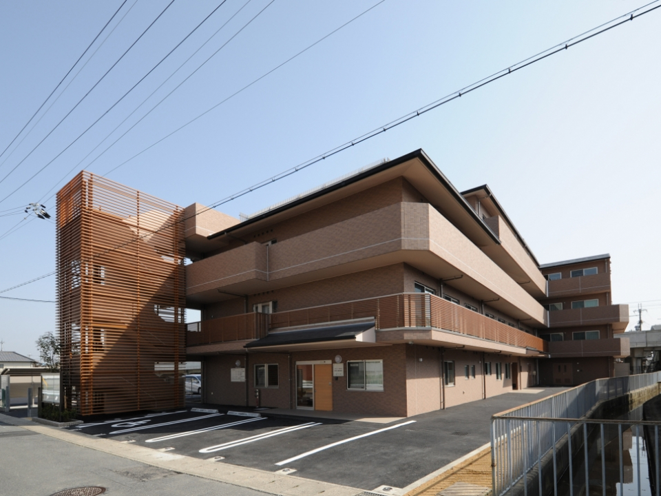 地域密着型特別養護老人ホーム メルシーうずまさ 写真1