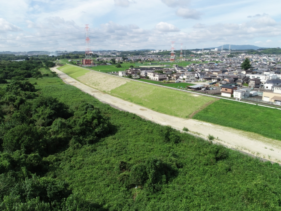 木津川祝園地区法覆護岸他工事 写真1