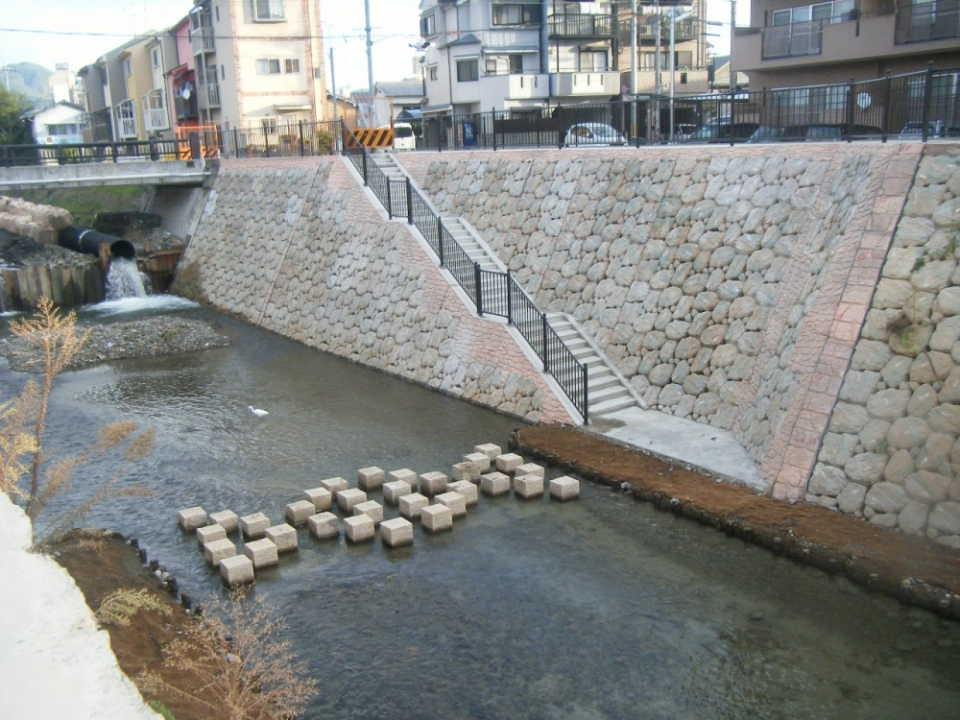 都市基盤河川改修事業 西高瀬川(有栖川工区)改修工事 写真2