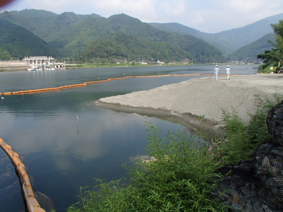 土佐川樋門地盤改良工事　写真2