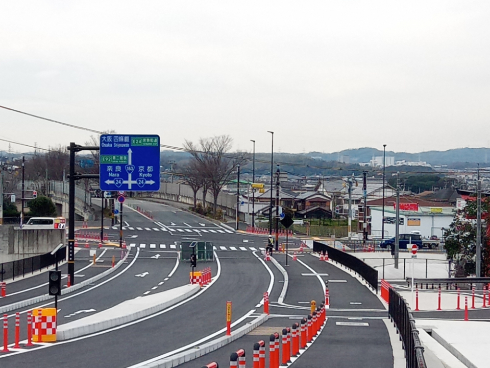 木津東バイパス大谷交差点改良工事 写真2