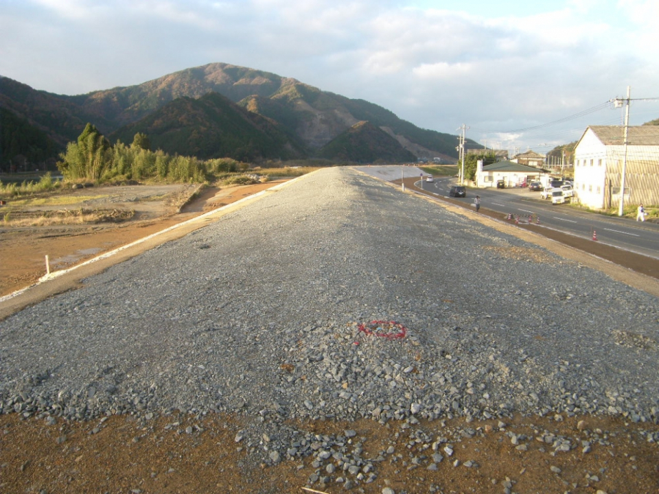 中山地区道路改良他工事 写真3