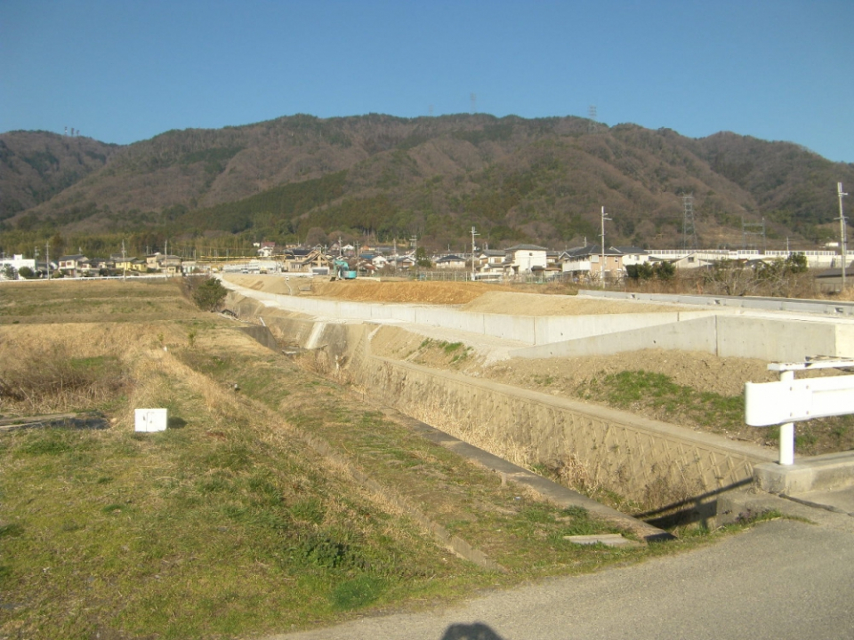 京都第二外環状道路北春日地区進入路整備工事 写真4