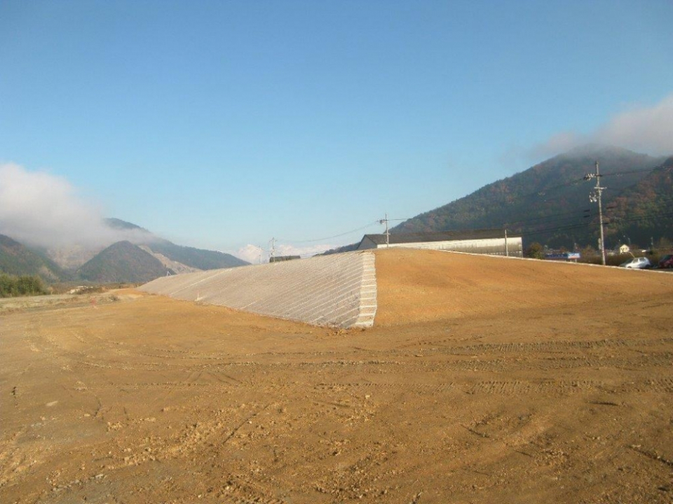 中山地区道路改良他工事 写真4
