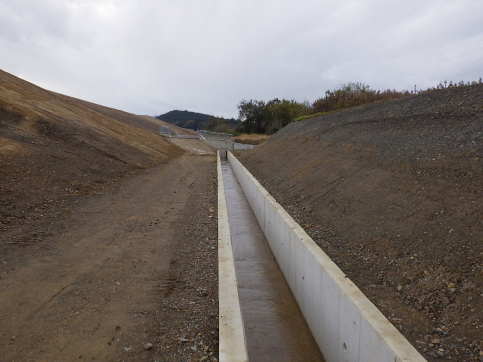 阿良須地区引谷川築堤工事 写真4