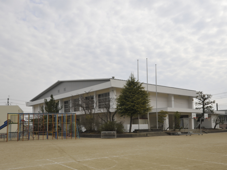 第二大山崎小学校外壁等改修工事 写真4