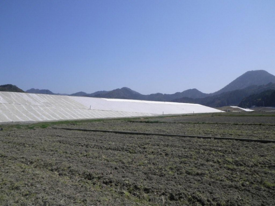 上東地区下流築堤工事 写真5