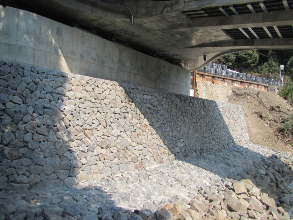 白虹橋取付道路他工事 写真5