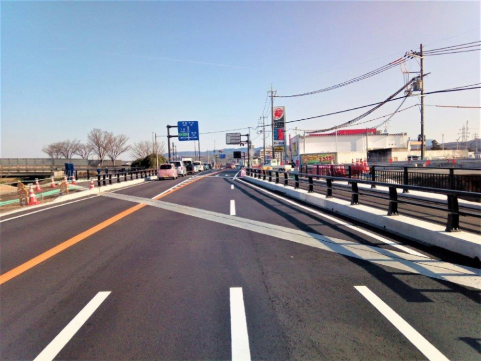 木津東バイパス大谷交差点改良工事 写真5
