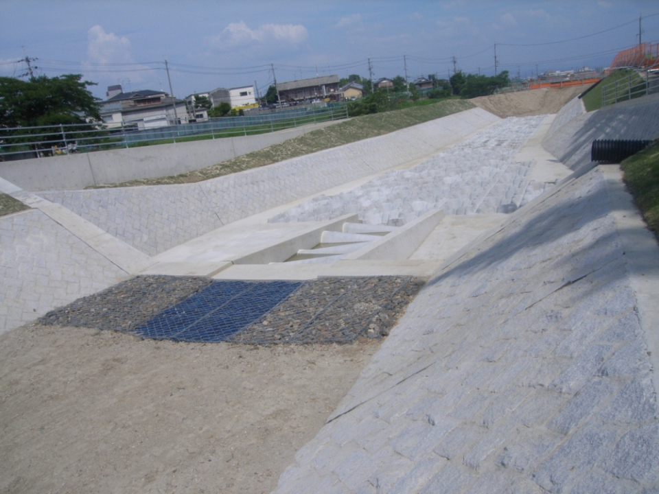京都第二外環状道路 小泉川中流部付替工事 写真6