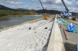 里地区堤外堤防強化工事 写真6