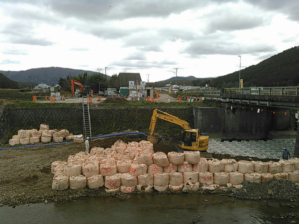 新土師川他補修工事 写真7