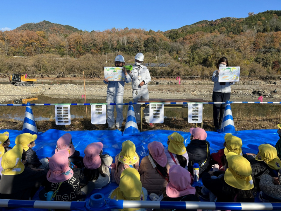天ヶ瀬ダム堆砂撤去工事 写真7