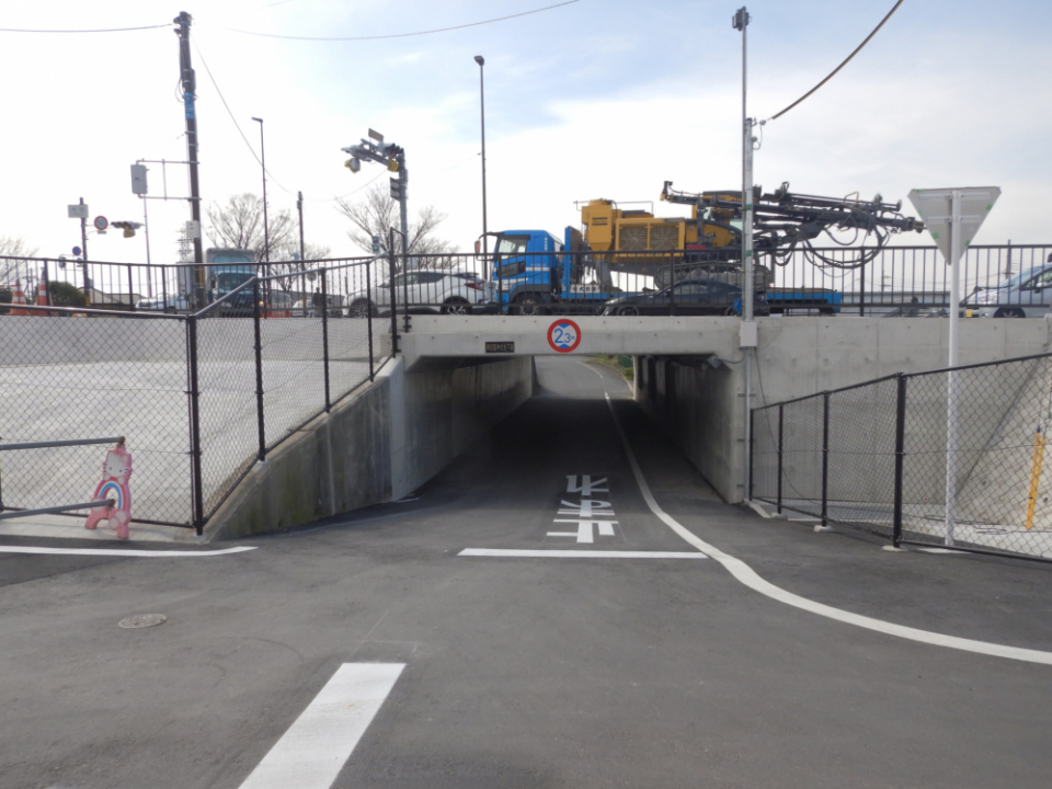 木津東バイパス大谷交差点改良工事 写真9