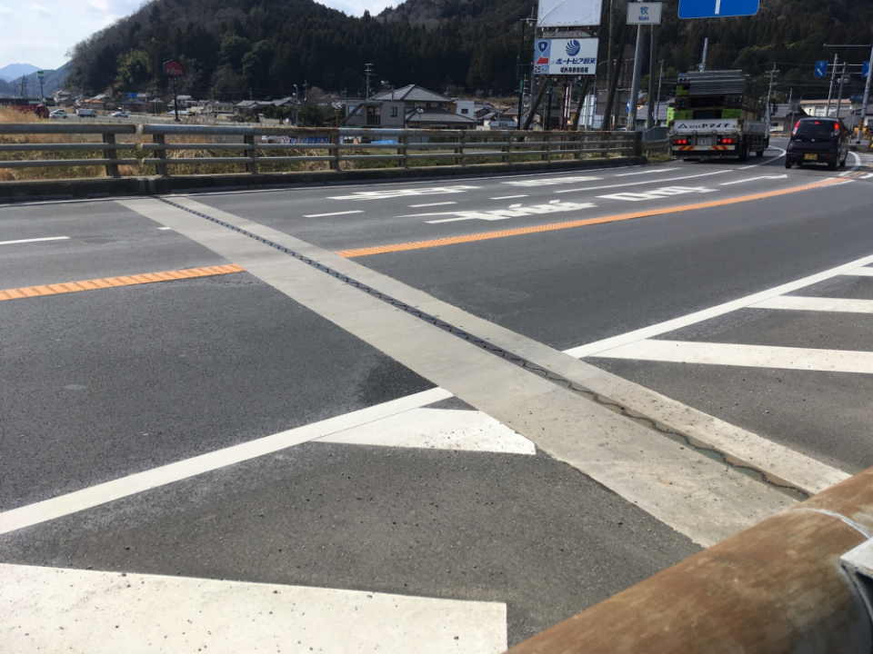 国道9号管内橋梁補修工事 写真10